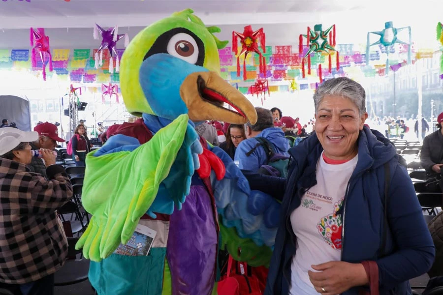 En esta primera edición del programa Colibrí Viajero, 500 adultos mayores disfrutarán de un viaje a Acapulco. | Gobierno de la CDMX