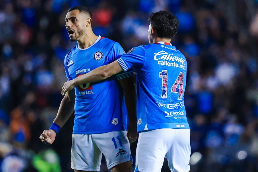 Cruz Azul derrotó a Xolos. Giakoumakis anotó gol. | @CruzAzul