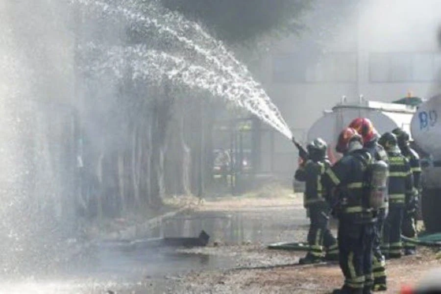 Cuatro muertos por incendio en edificio de la alcaldía Benito Juárez. | Especial