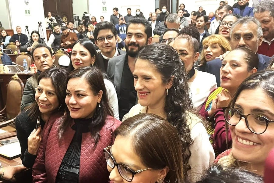 Bertha Alcalde Luján, en el Congreso de la CdMx. | @Leonardo_LugoV