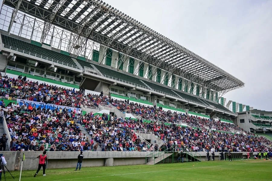 Hasta 7 mil aficionados en el 'Coruco' Díaz. | @Atlante