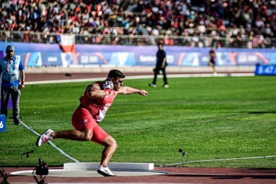 Uziel Muñoz participó en lanzamiento de bala en los Juegos Olímpicos de París 2024. | Cortesía CONADE